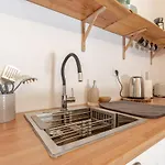 Rustic With Pond And Deck בית נופש *